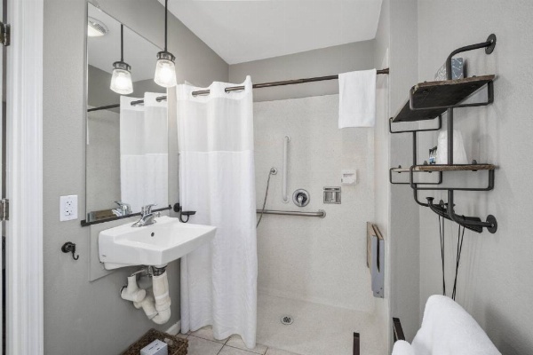 Resthaven Tahoe image 14