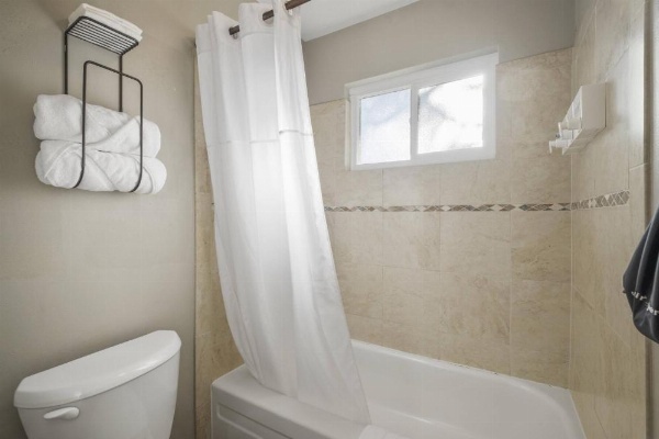 Resthaven Tahoe image 20