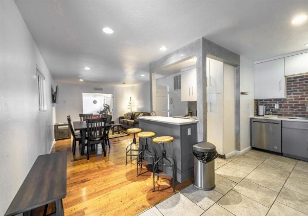 Resthaven Tahoe image 29